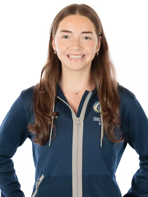 Claire Bohan Headshot