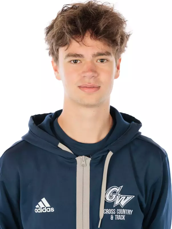 Oliver Michell Headshot