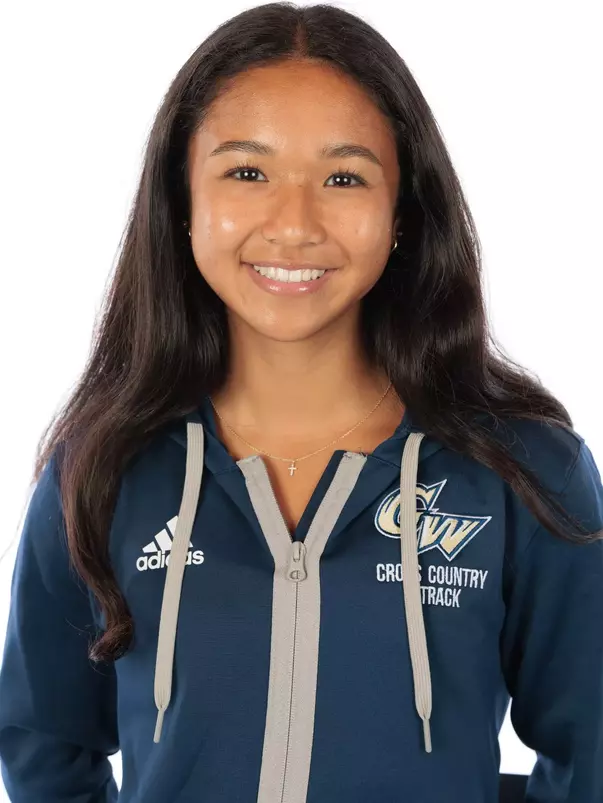 Amelia Ogawa Headshot