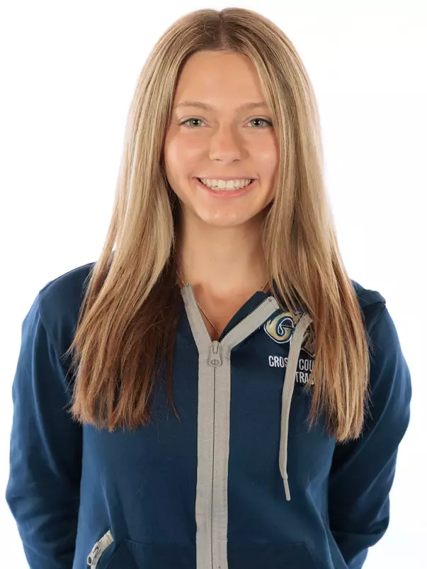 Ashley Robinson Headshot