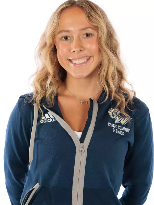 Olivia Syftestad Headshot