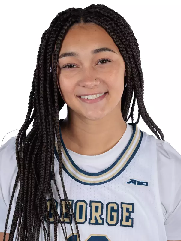 Kyraha Parnell Headshot