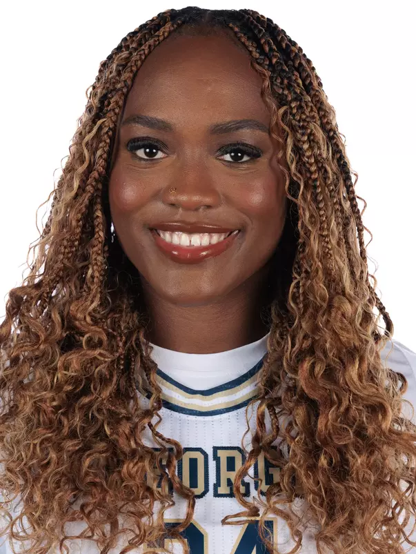 Maeva Fotsa Headshot