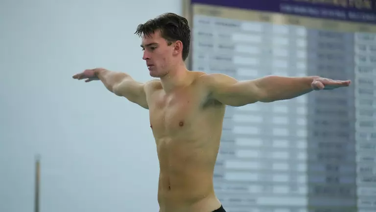 Diving Concludes Auburn Diving Invitational