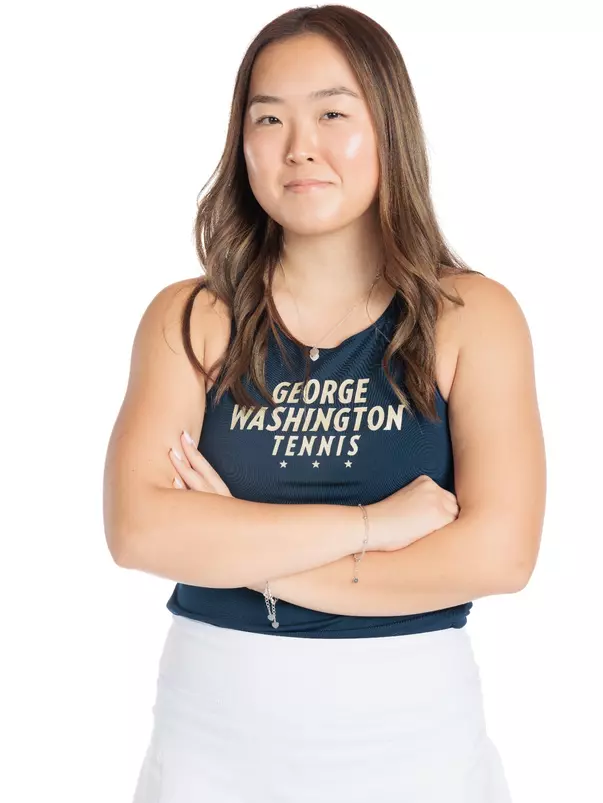 Madison Lee Head Shot