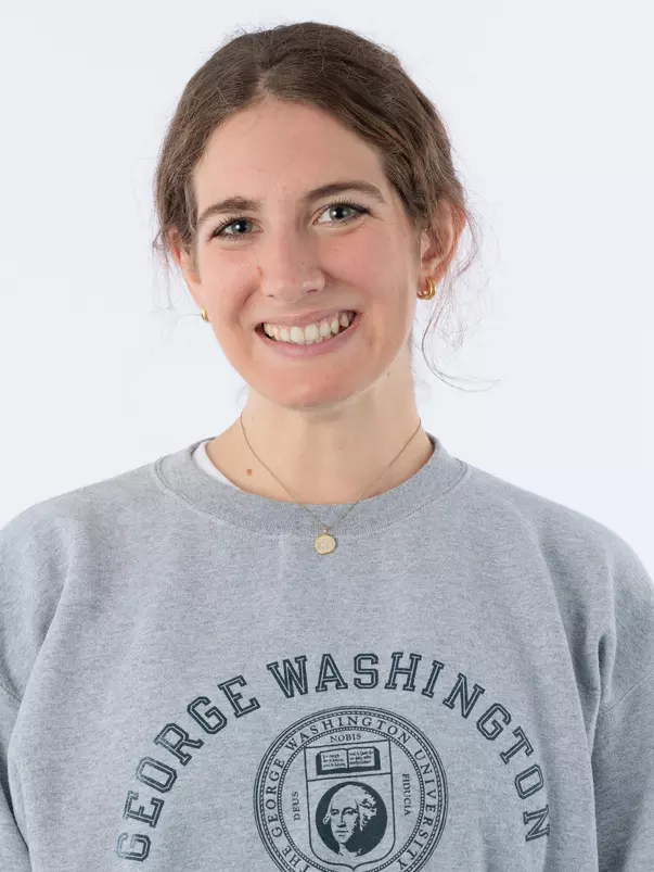 Hannah Gertz Headshot