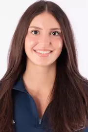 Loukia Papadakos Headshot