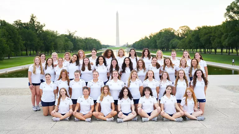 Rowing Concludes Fall at Princeton Chase