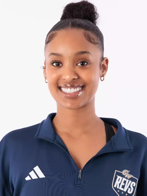 Sally Yohannes Headshot