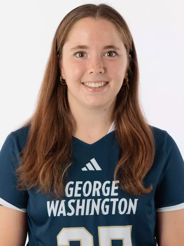 Grace Curry Headshot