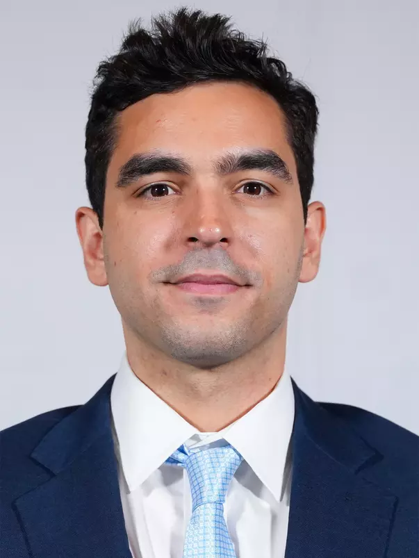 Danny Enjamio headshot