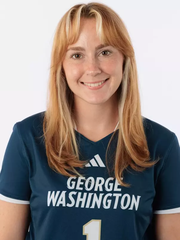 Mullarkey Phoebe Headshot