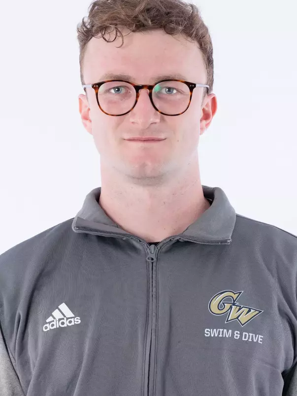 Elliott Irwin 2024 Headshot