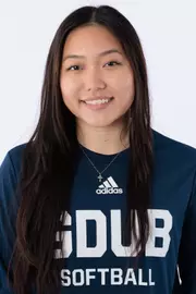 Daniella Lew 2024 Headshot