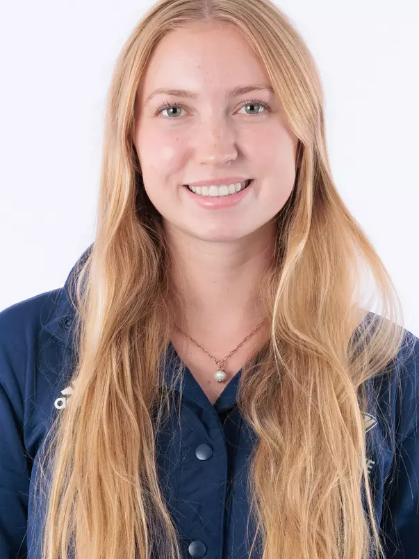 Colleen MacWilliams 2024 Headshot