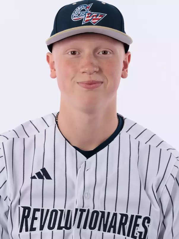 Robbie Lavey Headshot