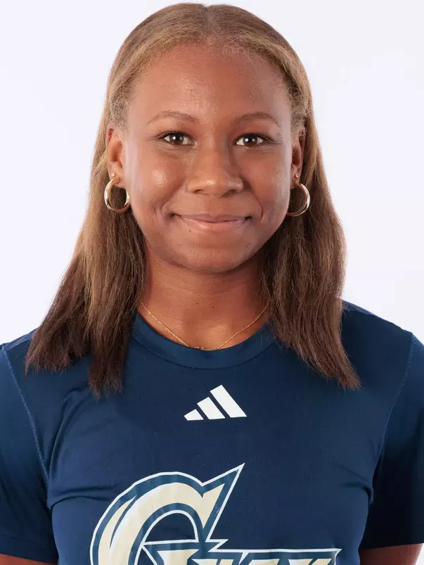 Solange Skeene Headshot