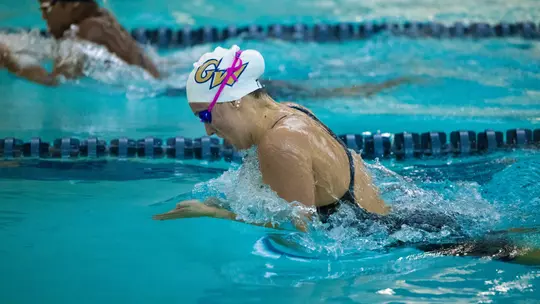 Women's swimming & diving at GW's intrasquad meet