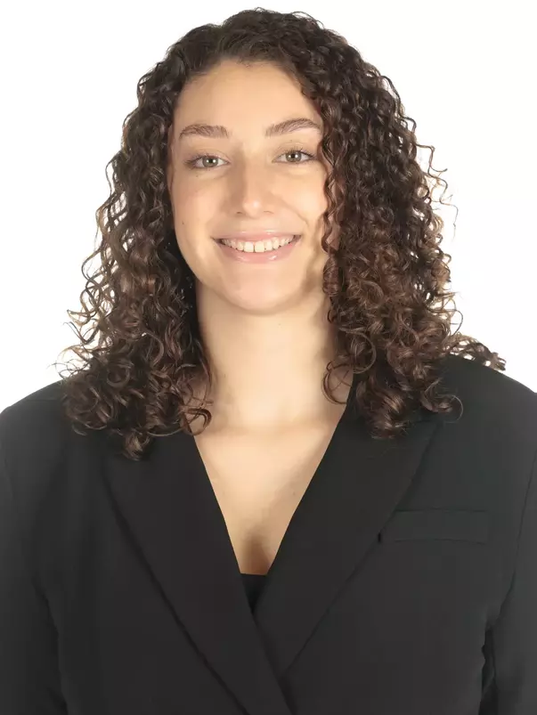 Sydney Avoletta Headshot