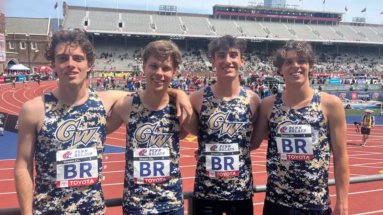 Men’s DMR Claims Victory at Penn Relays