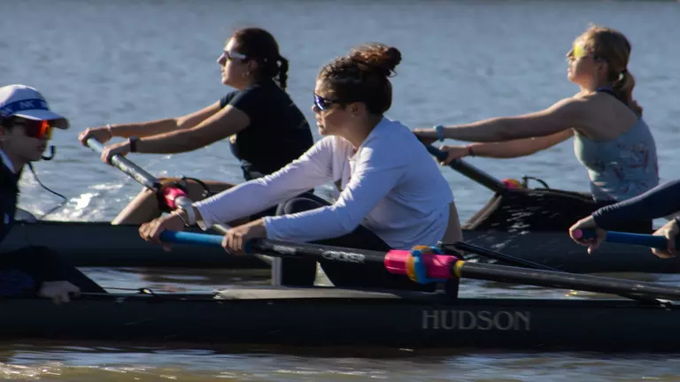 Rowing Gets First Taste of A-10 Foes at Saint Joseph's Invite