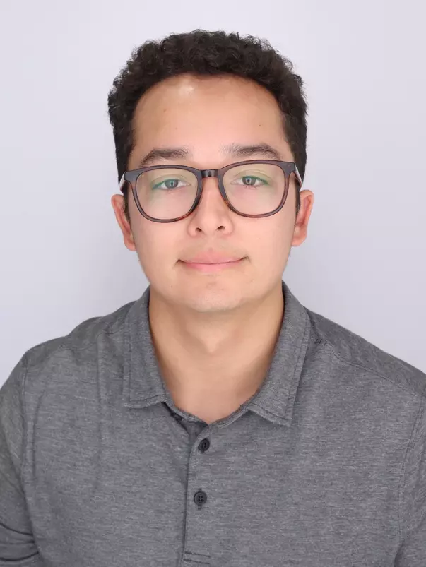 Cameron Phan Headshot