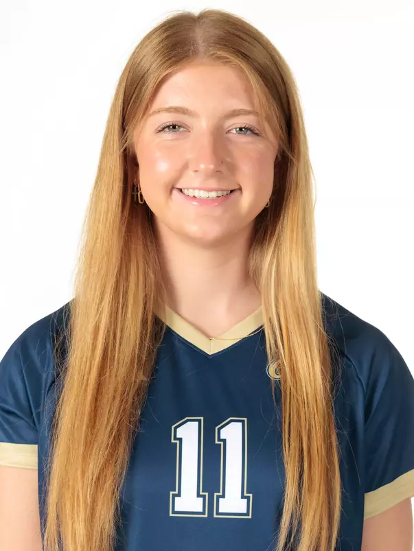 Caroline Donmoyer Headshot