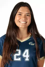 Charlotte Li Headshot