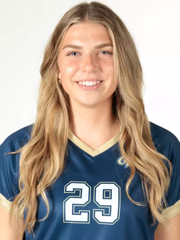 Isabelle Ohlmann Headshot