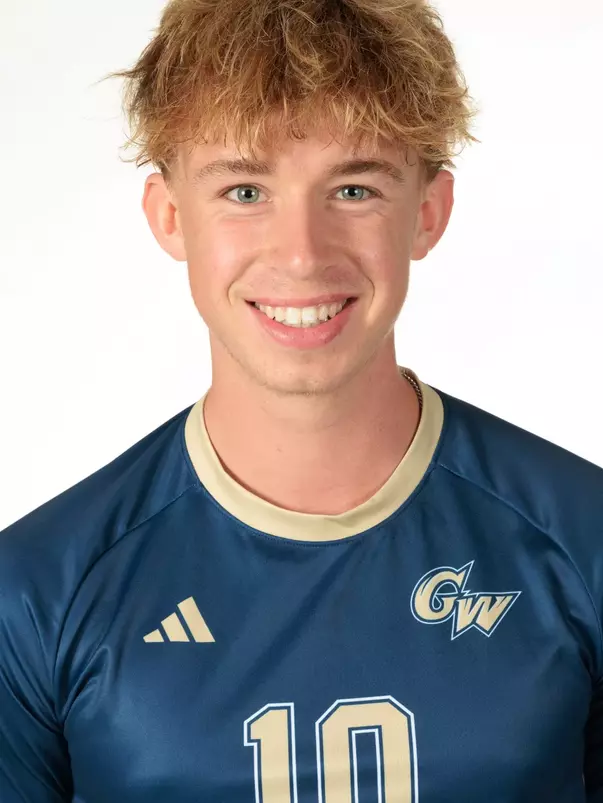 Finn Roberts Head Shot