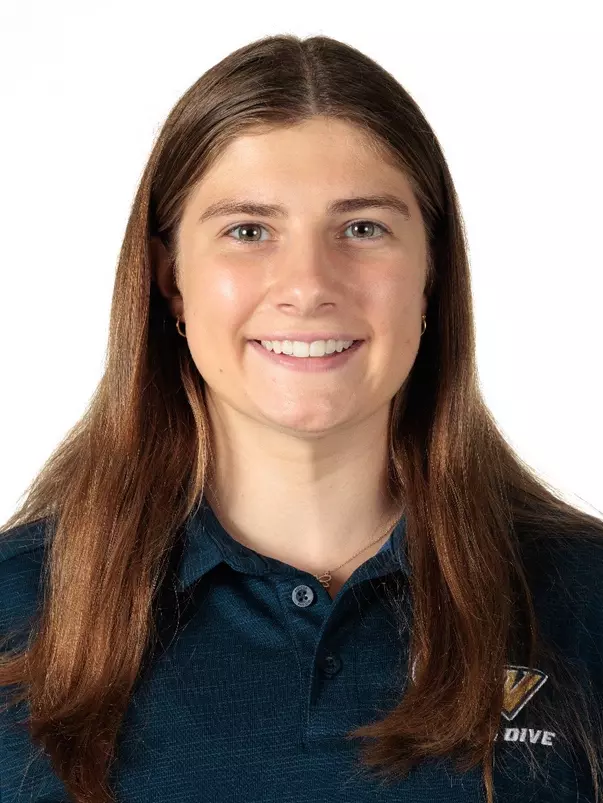 Caroline Pape 2025 Head Shot