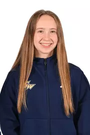 Aspen Tucker Headshot