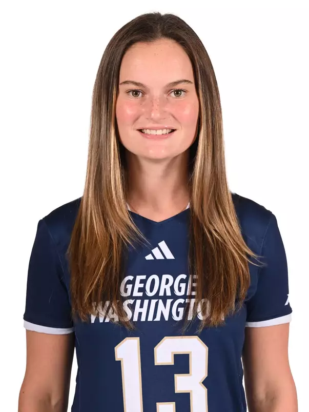 Caroline Tone Headshot