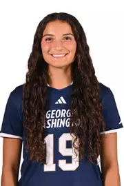 Natalie Varona Headshot