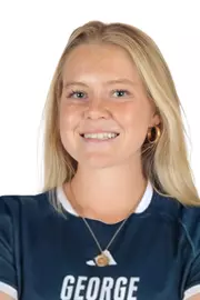 Maeve O'Neil Headshot