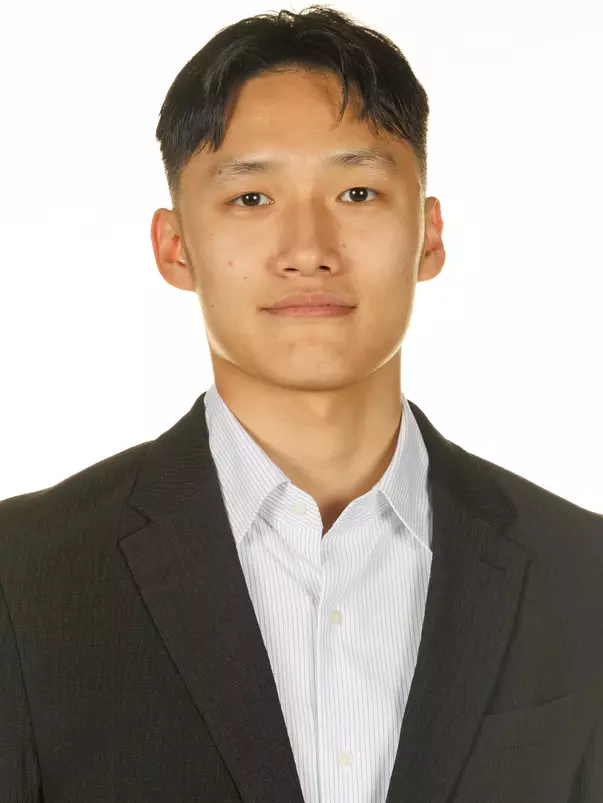 Jisoo Kim Headshot