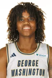 Alicia Newell Headshot