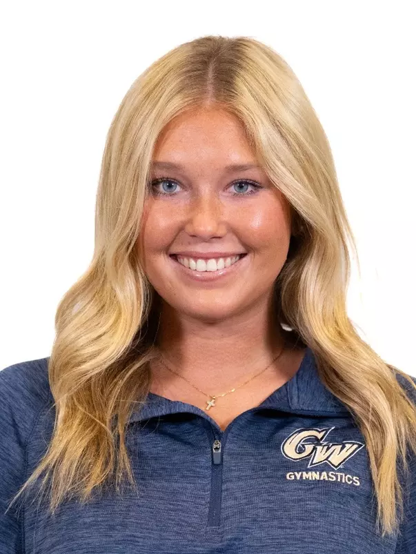 Madison McMullen Headshot
