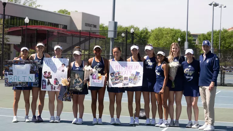 Tennis Cruises to Senior Day Win Over Delaware State