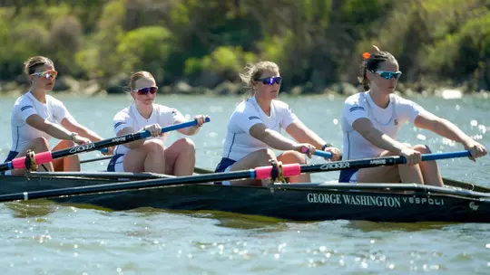 Rowing competes at the GW Invite