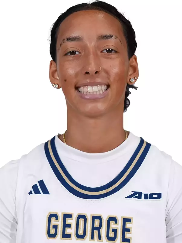 Bela Cucuta Headshot