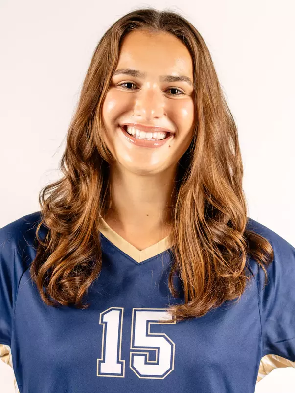 Julia Bilal Headshot