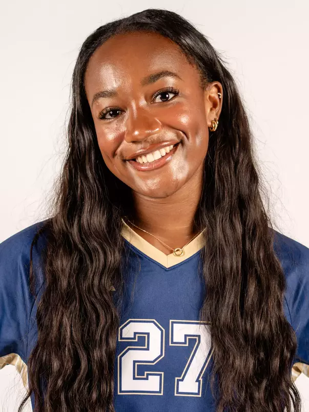 Madison Dockery Headshot