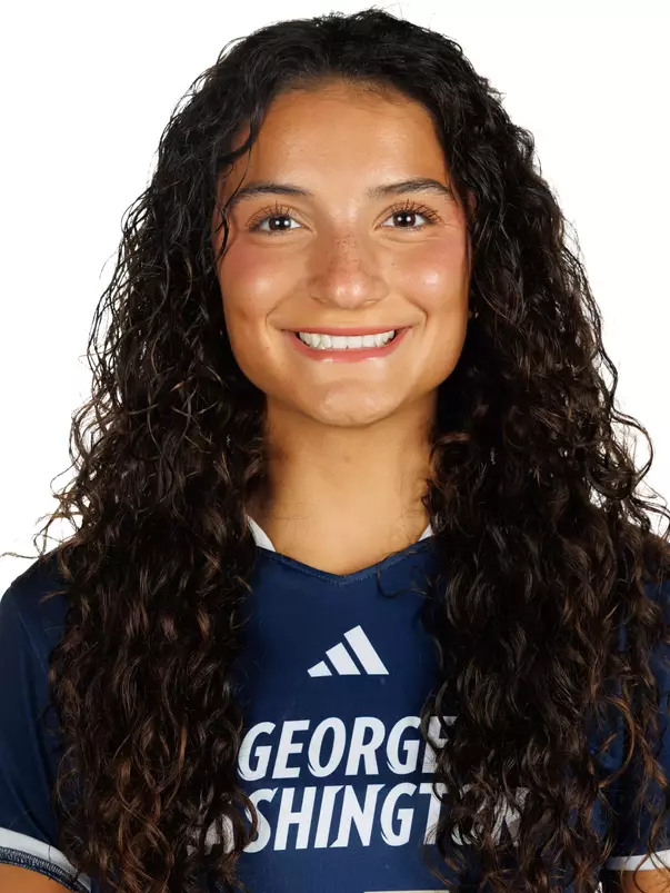 Natalie Varona Headshot