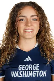 Maggie Pond Headshot
