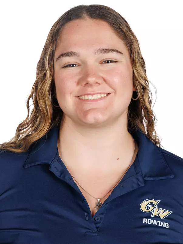 Abigail Altenburg Headshot