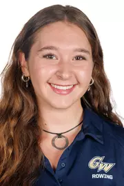 Mia Mozenter headshot