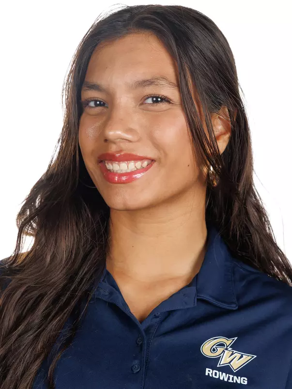 Brieana Samaniego headshot