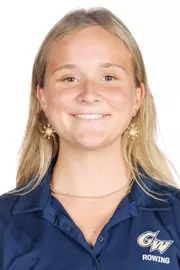 Clara Shafer headshot