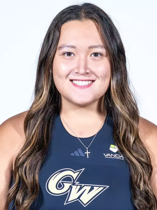 Allison Snyder Headshot